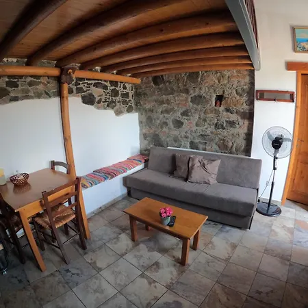 Agrospito Traditional Casa de hóspedes 3*