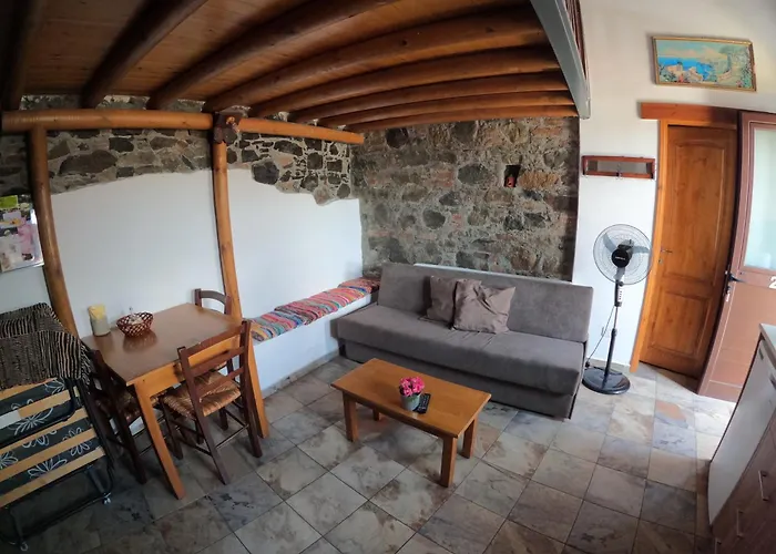 Agrospito Traditional ゲストハウス 3*