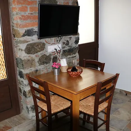 Agrospito Traditional אגרוס