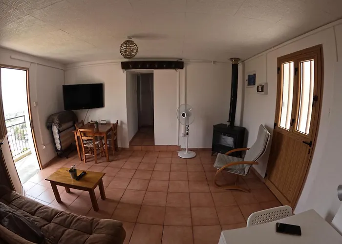 Agrospito Traditional ゲストハウス